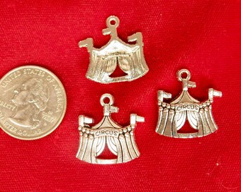 10pc "circus tent" charms in silver style (BC220)