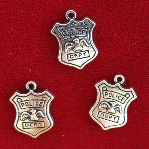 BULK! 15pc "Police dept" charms in silver style (BC824B)