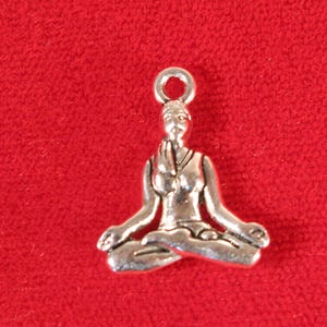 10pc "yoga" charms in antique style silver (BC1003)