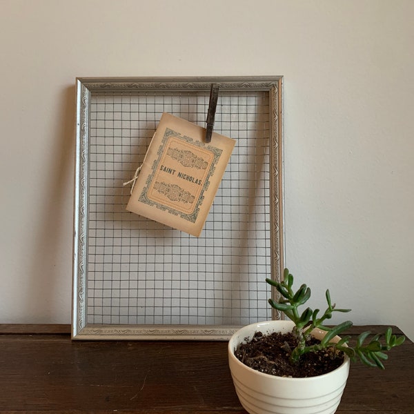 Silver Chicken Wire Frame, Large Memo Board, Chicken Wire Memo Board, vintage Frame Memo Board, vintage Frame Chicken Wire Photo Display