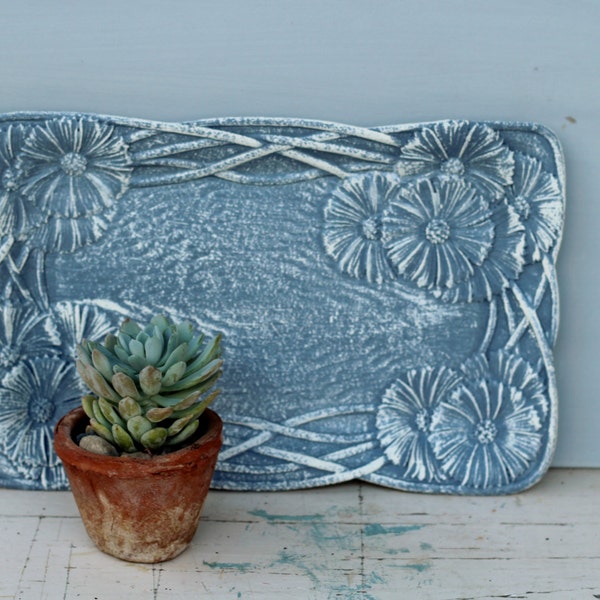 Small Painted Tray / Small Rectangular Decor Tray / White and Blue Shabby Chic Wood Flower Painted Decor Tray / Shabby Chic Home Decor Tray