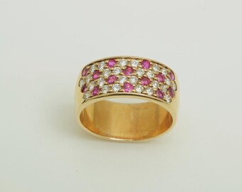 18k Yellow Gold 8mm Flat Ruby and Diamond Band Sz 6.5