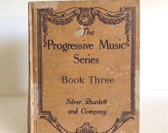 Libro de pianos antiguos / Serie de música progresiva, Libro 3