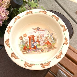 Vintage Royal Doulton English Fine Bone China Bunnykins Postman Bird Bowl