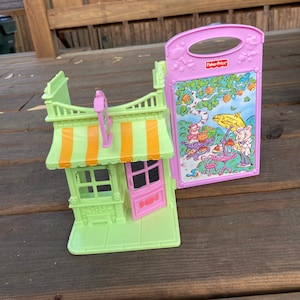 Fisher Price 2001 Hideaway Hollow Candice's Candy Shop
