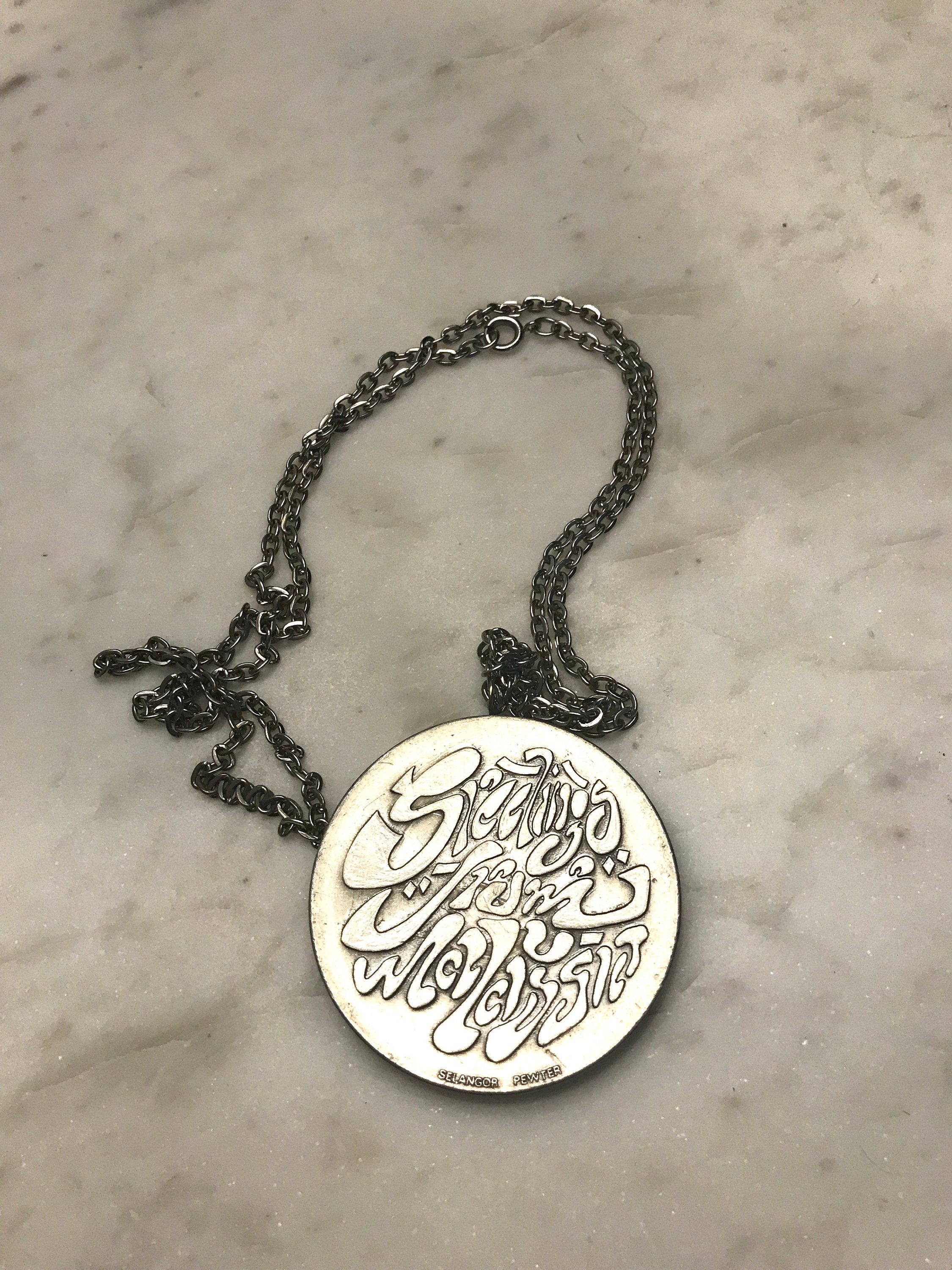 ●日本正規品● Vintage Royal Pendant View Malaysia Embossed Pewter Selangor その他