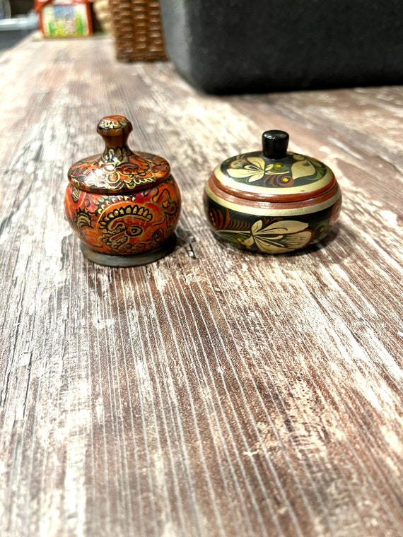 Vintage, hand made, painted, - Gem Vintage, hand made, painted, - Gem