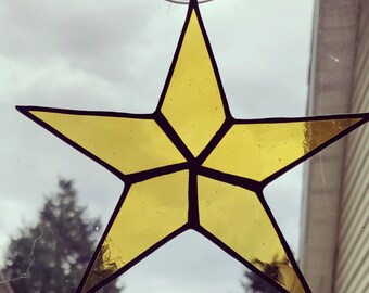 Large Amber Yellow Five Pointed Star (7" wide), Stained Glass Suncatcher