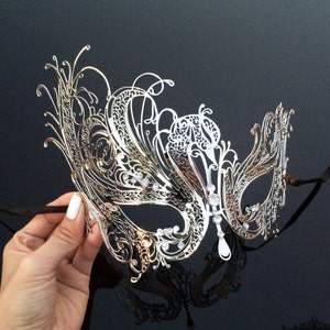 Masquerade Mask, Silver Masquerade Mask, Masquerade Ball Masks, Mardi Gras Mask, Couples masquerade mask, Mask, Masquerade, Mardi Gras