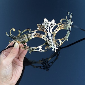 Masquerade Mask, Elegant Gold Mask, Masquerade Ball Masks, Mardi Gras Mask, Mask, Gold Masquerade Mask, Mask w Rhinestones