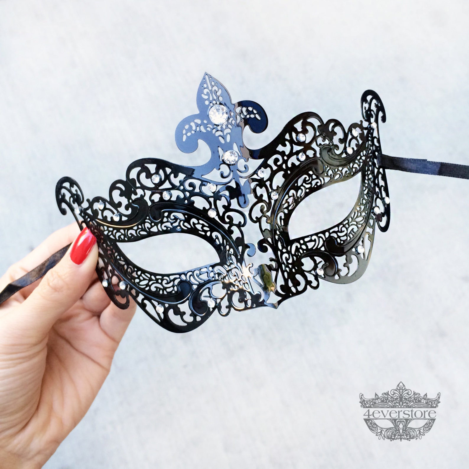 White lace venetian masquerade mask