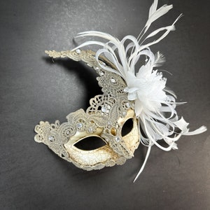 Feather Masquerade Mask, Ivory White Masquerade Masks, Bridal Mask Masquerade Mask Mardi Gras Masquerade Mask, Ivory White Wedding Mask