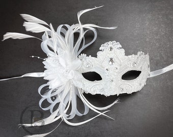 White Feather Masquerade Mask, White Masquerade Masks, Bridal Mask, Masquerade Mask Women, Mardi Gras Masquerade Mask, Masquerade Wedding