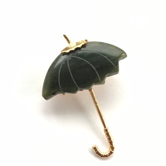 Chrysoprase umbrella brooch
