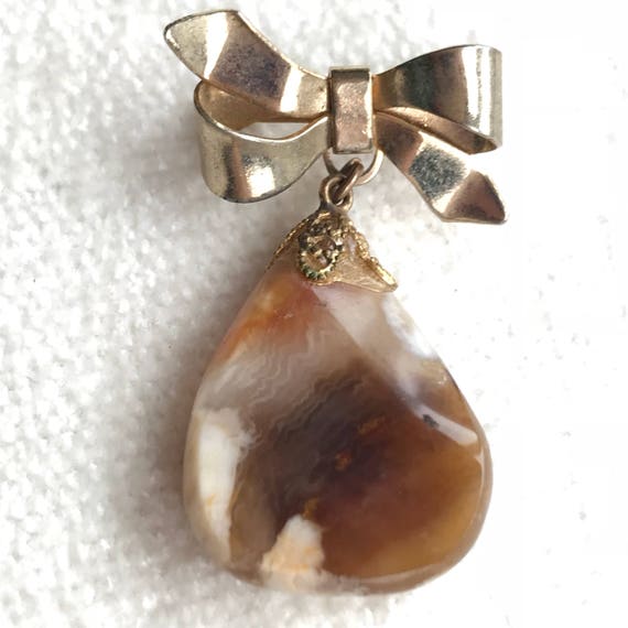 Antique Agate Brooch