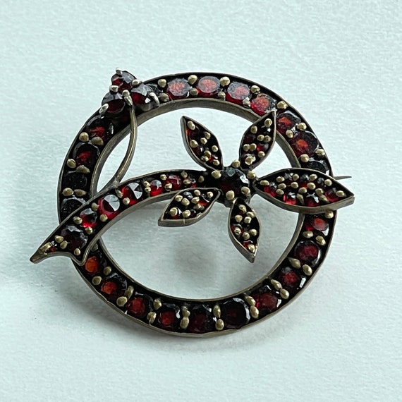 Antique floral Bohemian garnet brooch - image 5