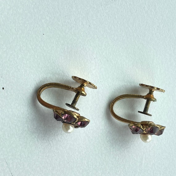 Coro floral earrings - image 2