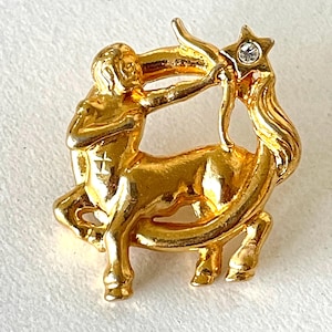 Pin del zodíaco Sagitario: metal dorado