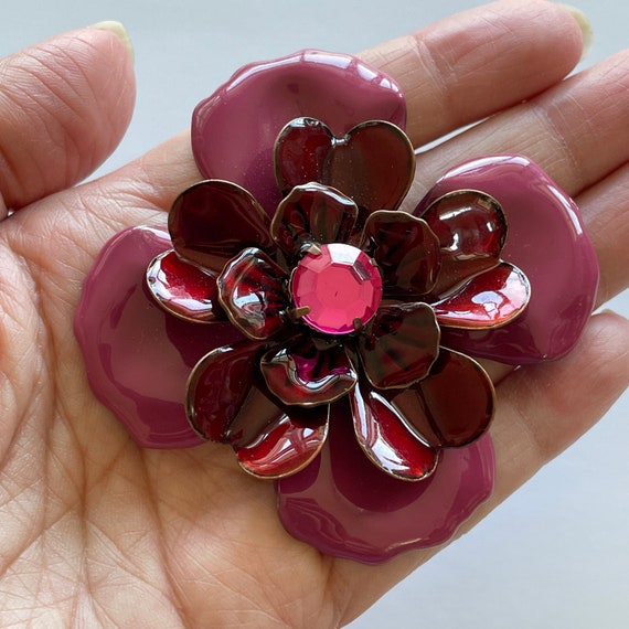 Vintage Flower Brooch - image 3