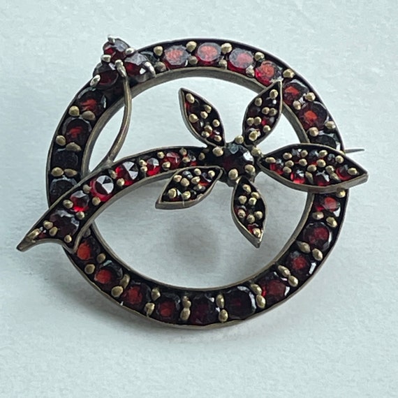 Antique floral Bohemian garnet brooch - image 2