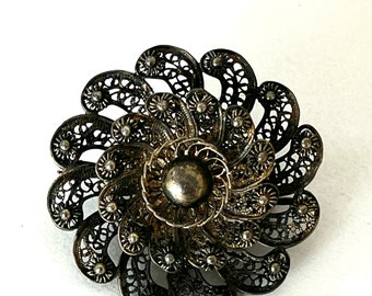 Antique filigree brooch