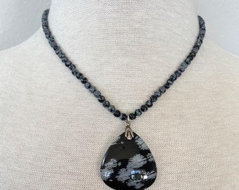 Black stone necklace