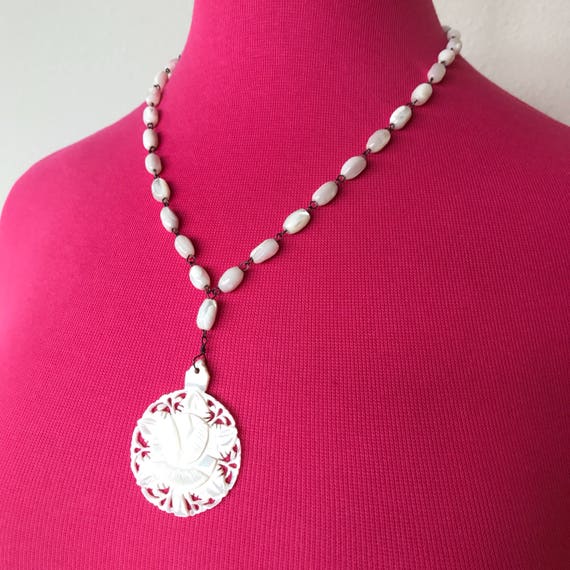 Mother of pearl necklace