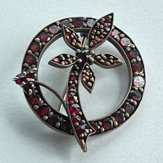 Antique floral Bohemian garnet brooch - image 8