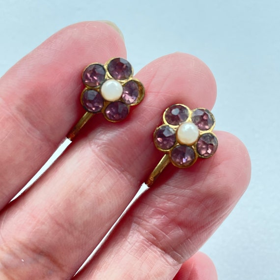 Coro floral earrings - image 1