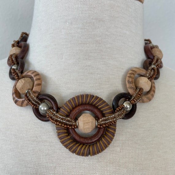 Wooden bead necklace - image 5