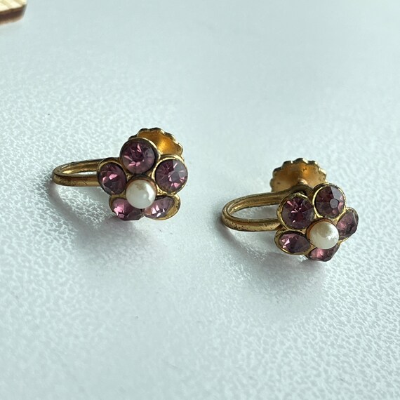 Coro floral earrings - image 3