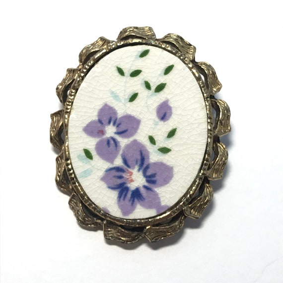 Purple flower brooch clearance