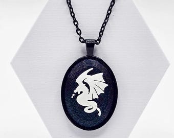Dragon Cameo Pendant (Midnight Sparkle)
