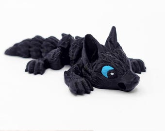 Wolf Keychain (Black with Blue Eyes)