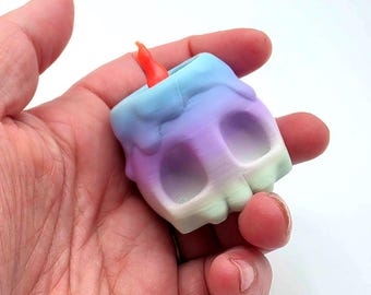 Clicky Skull Fidget Toy (Blue/Purple/Green)