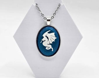 Dragon Cameo Pendant (Deep Ocean Teal)