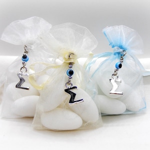 Favores de bautismo para niños, bolsas de organza con almendras Jordan, bombonieres, favores de bautizo, amuleto de carta inicial, regalo de ducha (FN24)-10 piezas