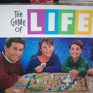 Dated 1991 - The Game of LIFE Board Game - Milton Bradley - Ages 9 to Adult - Model number 04000 - Family Game Night