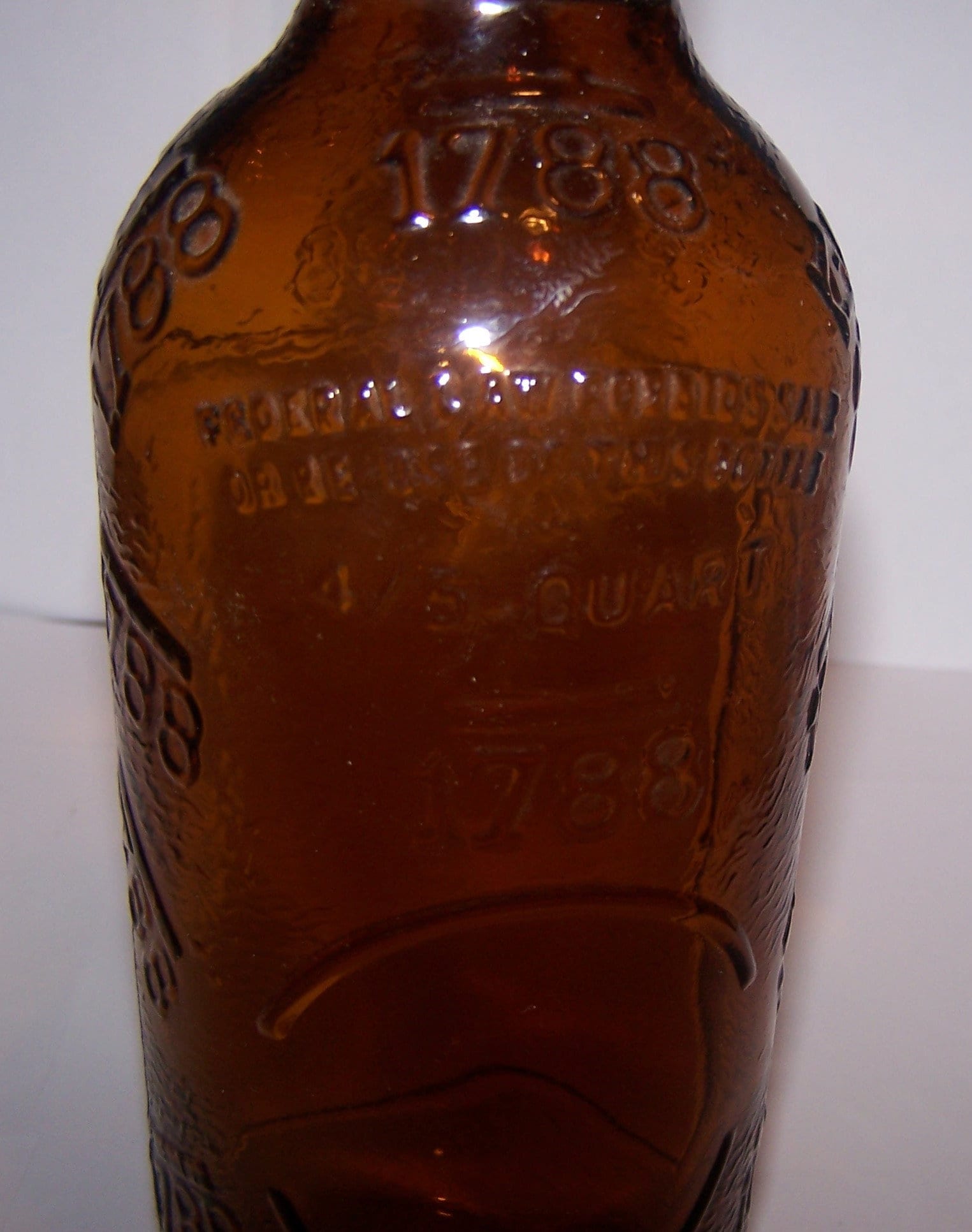 パフューム　ボトル　アメリカ　ビンテージ 1788 ARMSTRONG Amber Bottle - 4/5 Quart - Made in U.S.A. - Etsy