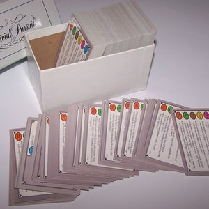 1980&#39;s ~ Trivial Pursuit Cards ~ Single Box ~ Crafts ~ Tags ~ Scrapbooking ~ Replacement ~ Table Decor