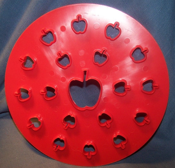 Heart Pie Top Cutter, Plastic, Red