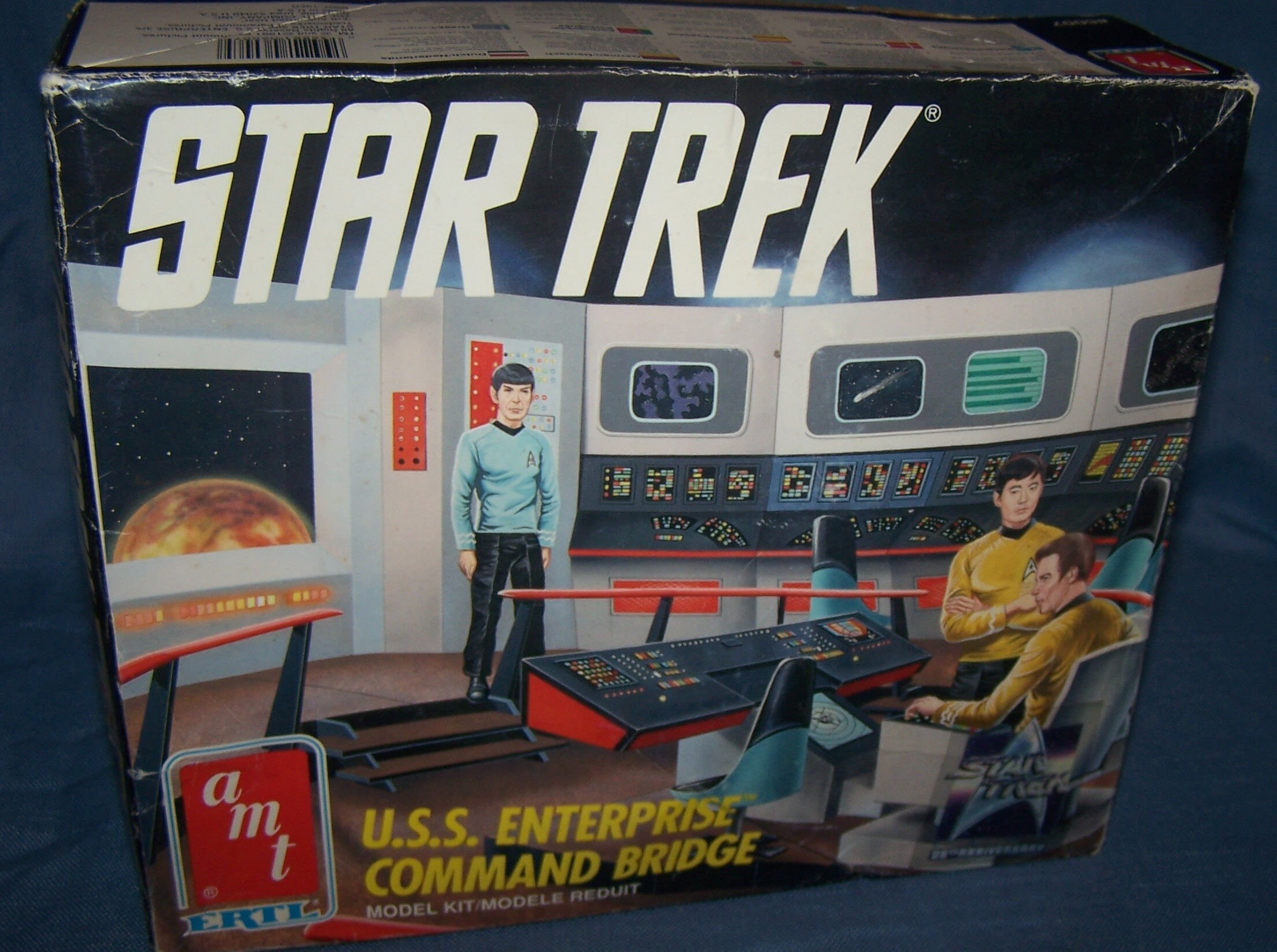 Vintage - AMT Ertl Star Trek Model Kit - U.S.S. Enterprise Command