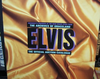 Elvis Presley's Graceland Special Edition Gift Set - Department 56
