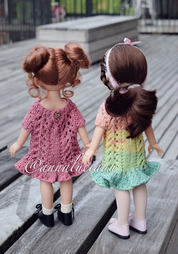 Paola Reina 人形とニットの服のセット Paola Reina Doll Dress Knitting Pattern, 13in Doll Clothes (PDF