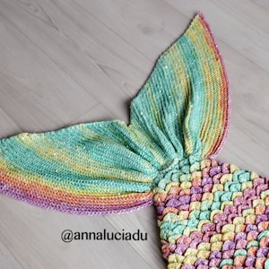 crocodile stitch mermaid blanket with openning back, crochet mermaid tail, crochet mermaid blanket, PDF Instant Download image 1