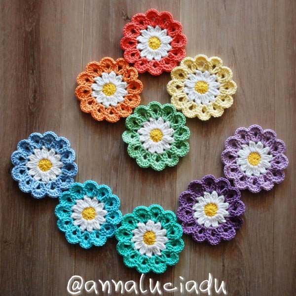 Crochet Daisy Flower Applique Pattern (PDF Pattern)
