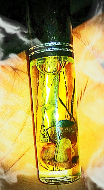 Full Coven No More Darkness Crystal and Herbal Infused oil Cassia4