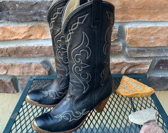 Multi-Stitch Detail Black Acme 70s Fashion Cowboy Boots/ High Heel Cowboy Boots/ Black Vintage Cowboy Boots/ 70s Acmes/ Wood Heel/ Size 7