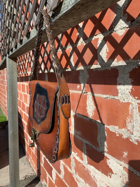 70s Leather Boho Purse/ Mexican Tooled Leather Pu… - image 5