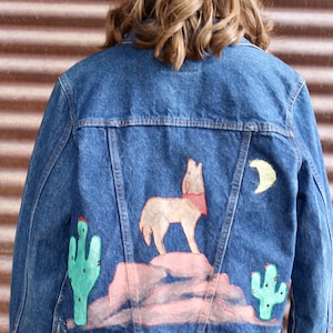 1980s Vintage Levi’s Trucker Jacket/ Southwestern Style Vintage Denim Jacket/ Desert Scene Handpainted Levi’s Jacket/ Men’s Small/ Women’s M